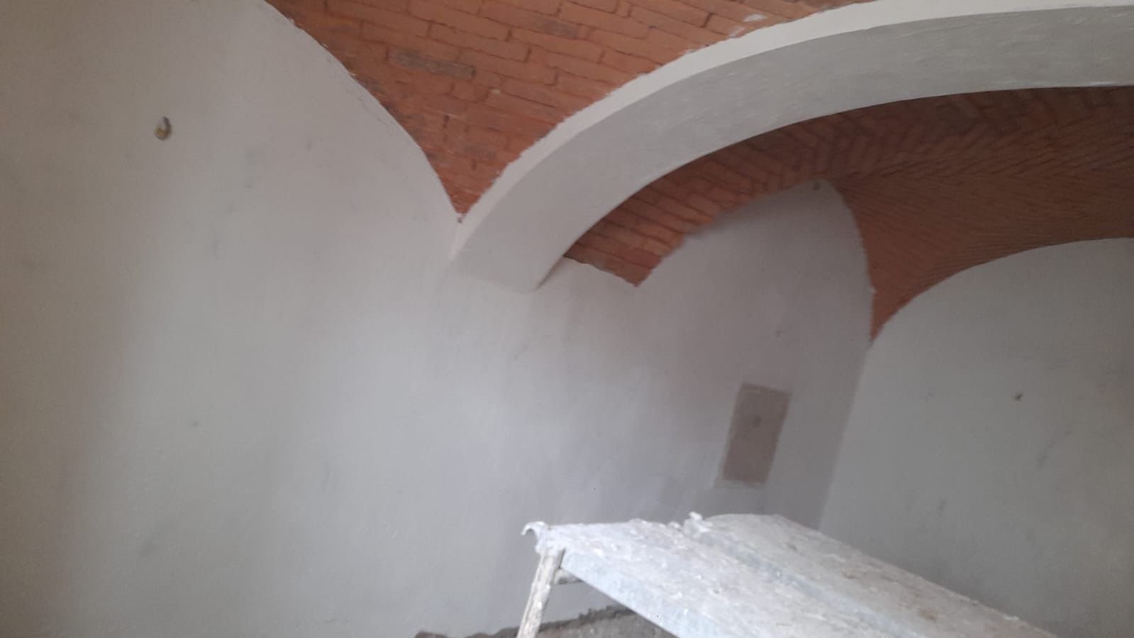 Außenputz Mehrfamilienhaus – Innen & Außenputz